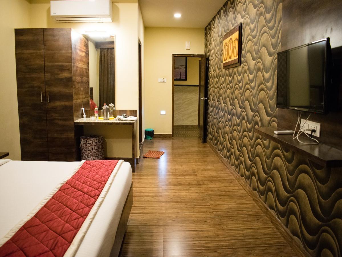 Hotel Mysore Republic Exterior foto